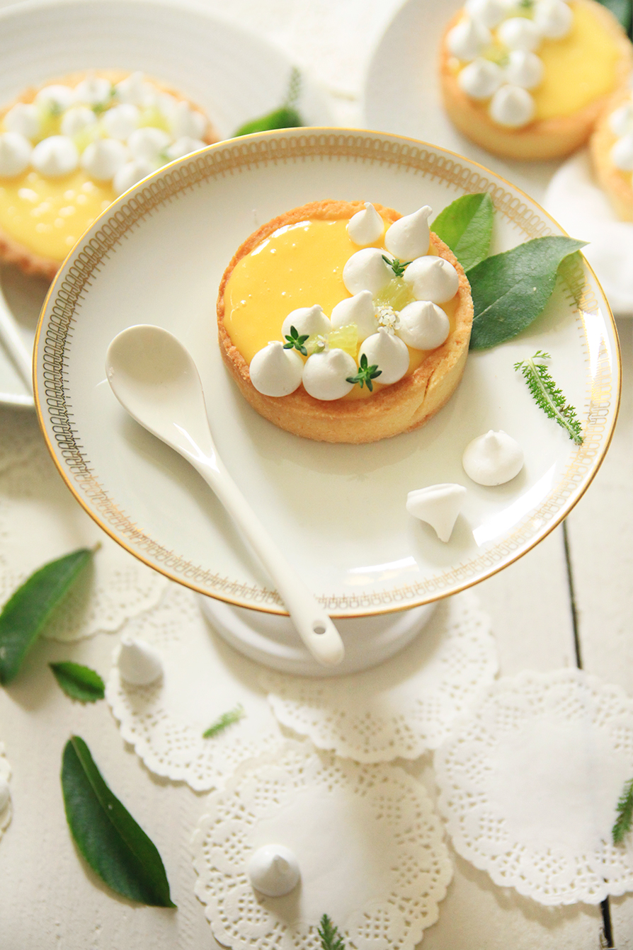 Tartelettes-au-citron-et-petites-meringues3