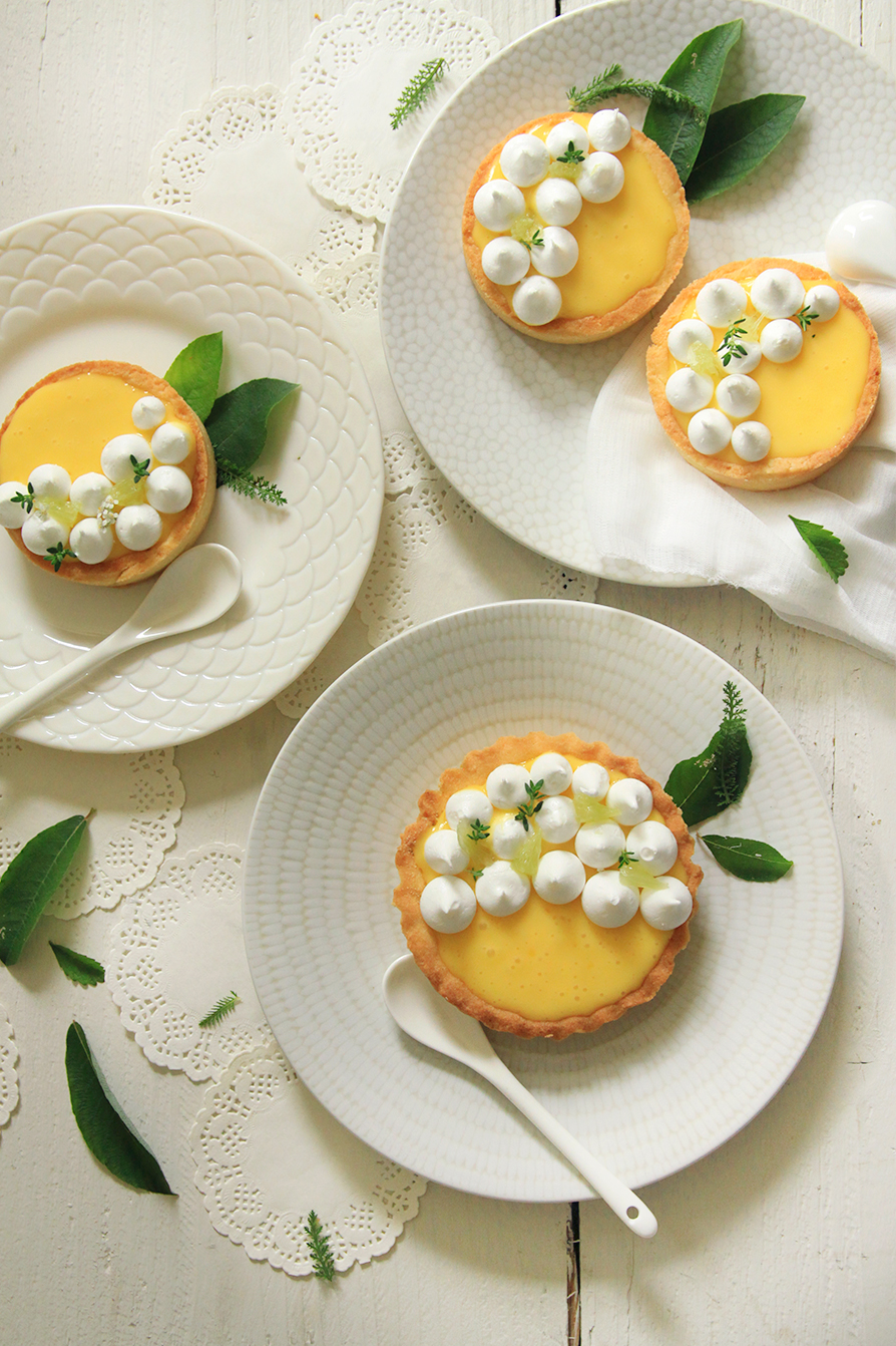 Tartelettes-au-citron-et-petites-meringues4