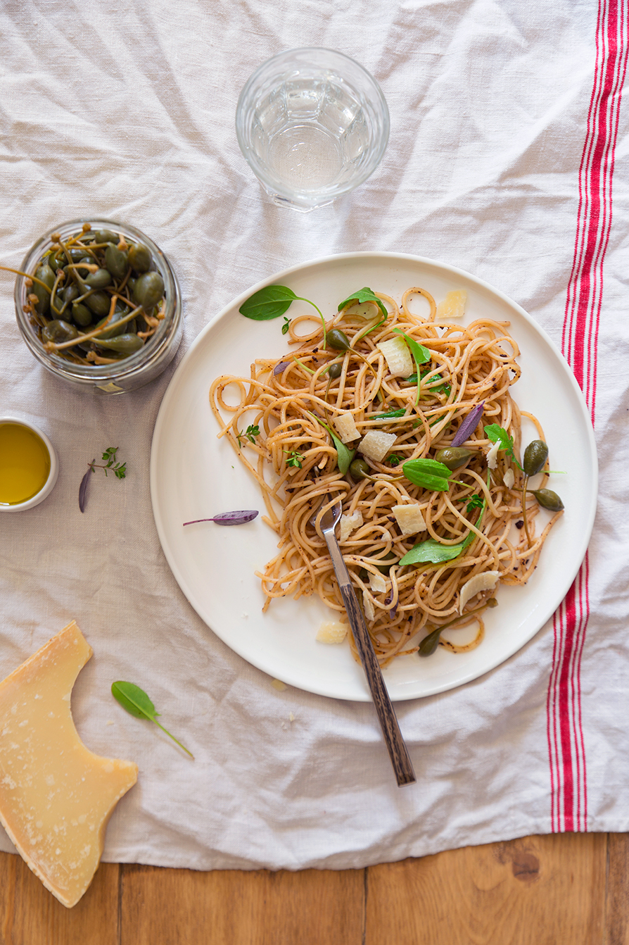 Spaghettis aux capres et roquette ©‎Fraise & Basilic